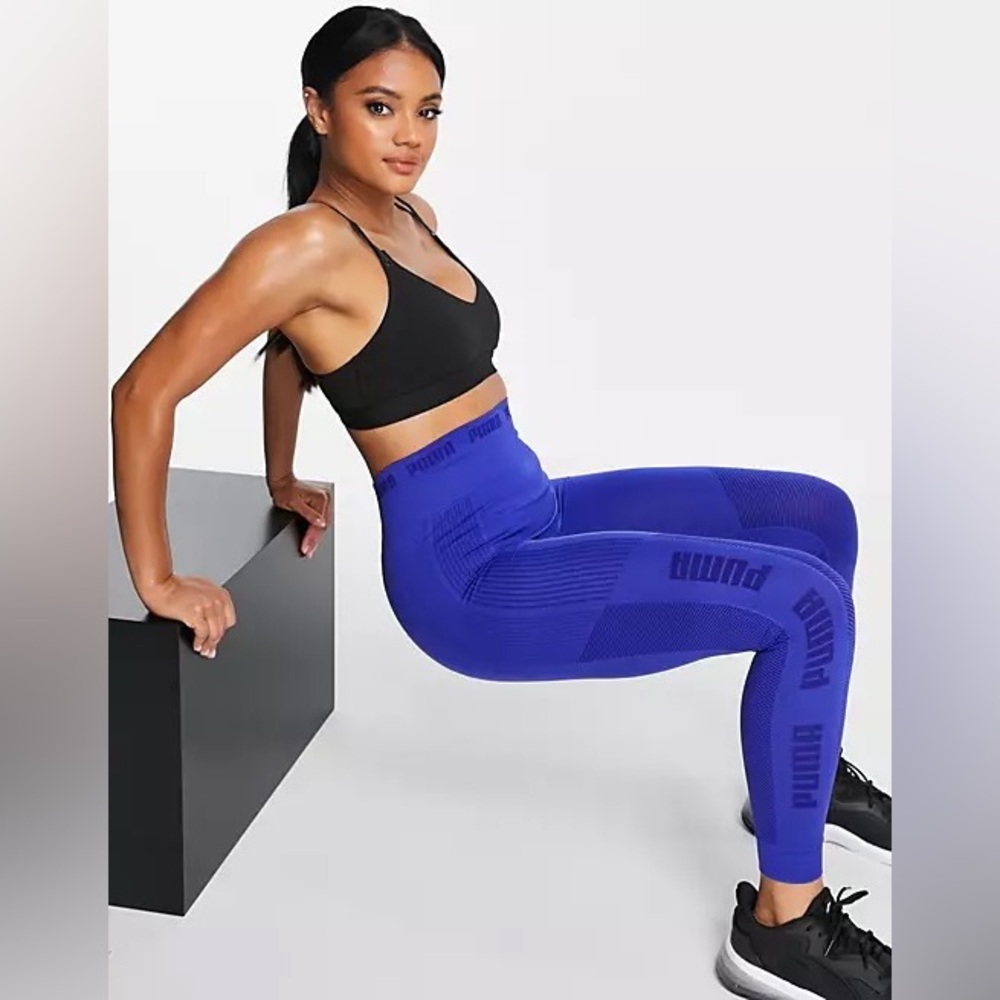 Puma Evoknit Seamless Leggings in clematis blue -NWOT